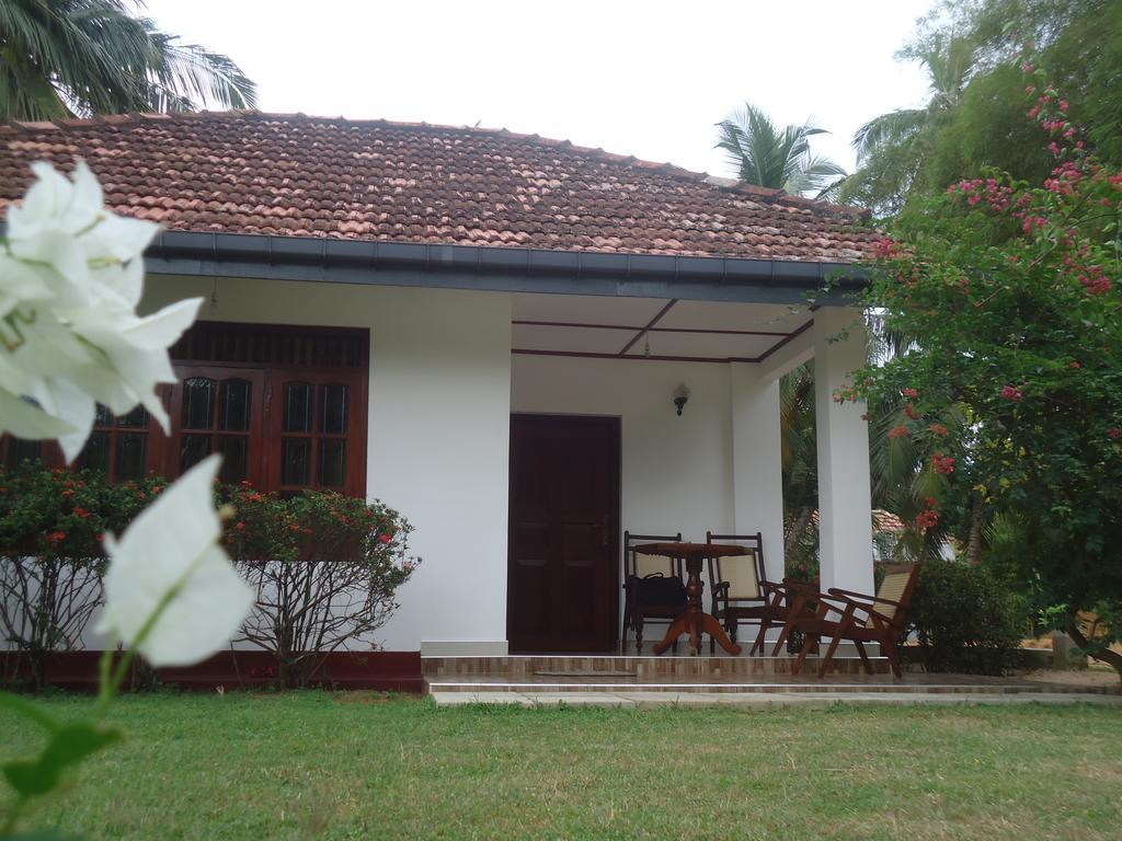 Keshan Villa แทนกาลเล ภายนอก รูปภาพ